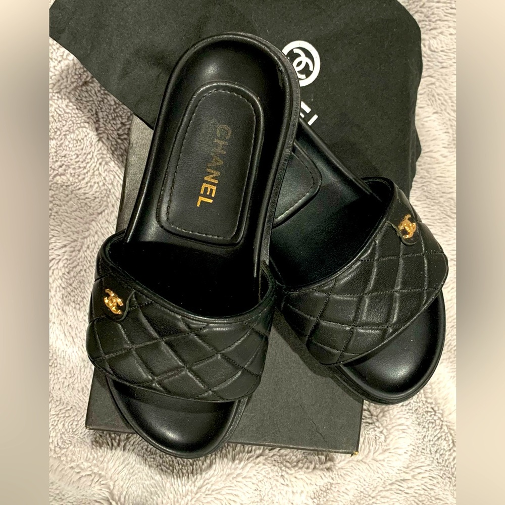 Channel slippers